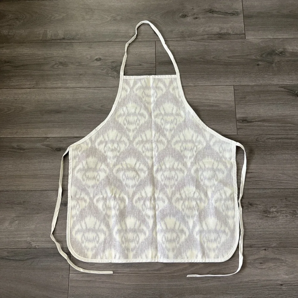 Oscar de la Renta Kitchen Apron Tie Back Burgundy White
